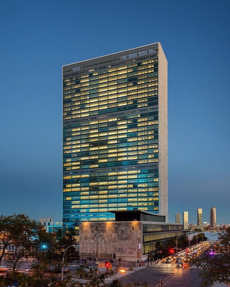 Здание ООН фото