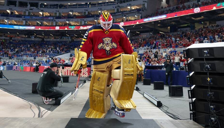    Россиянин Бобровский подрался с американцем Недельковичем. Фото: Reuters