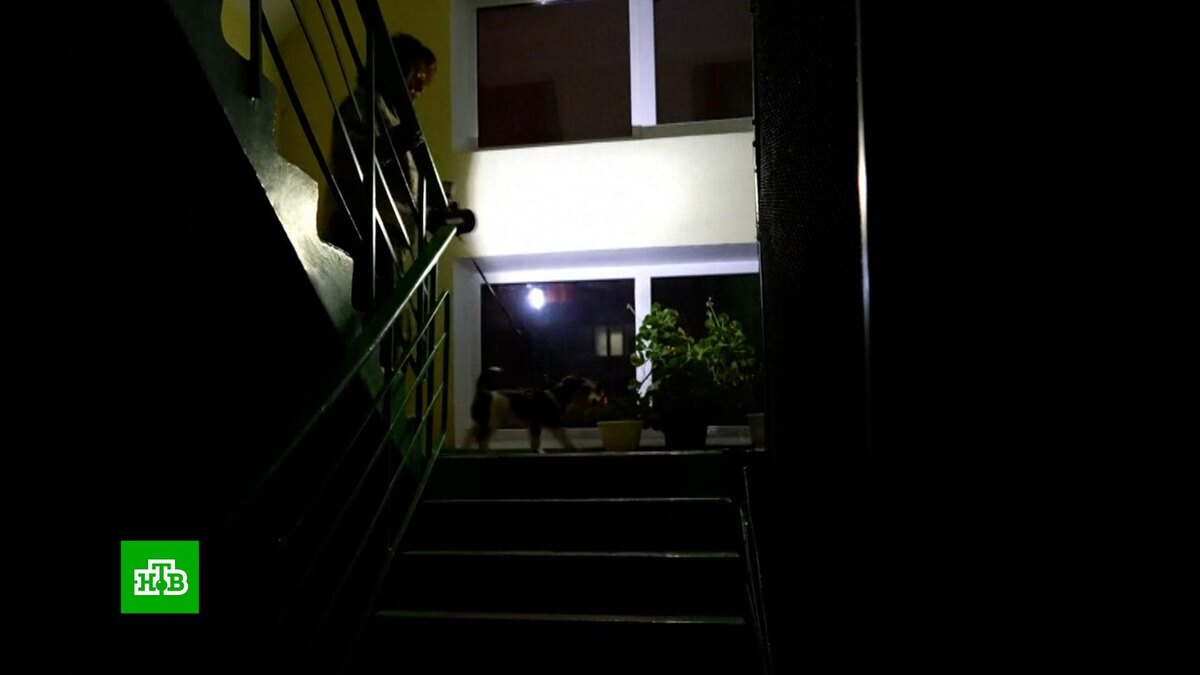    Блэкаут в Киеве: в промерзших многоэтажках лопаются трубы