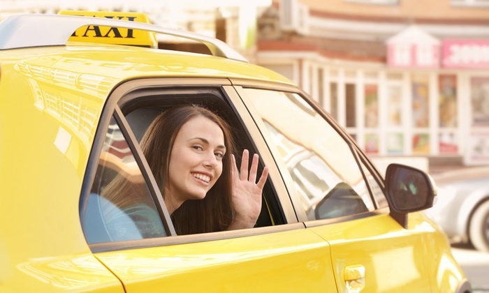    Такси в России впервые преодолело порог в 50 рублей за километр