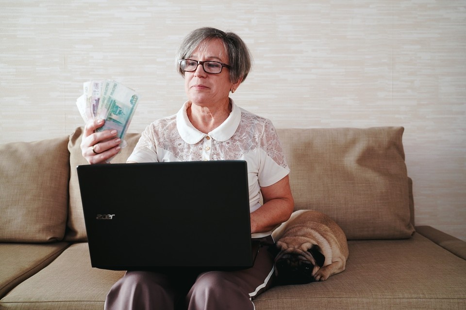    Доцент Балынин: Ряд неработающих пенсионеров может получить доплату к пенсии Светлана МАКОВЕЕВА