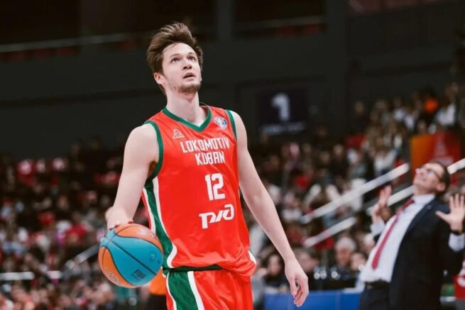    Кирилл Елатонцев / БК "Локомотив - Кубань"