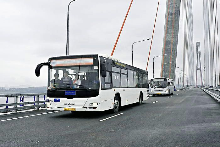 Во Владивостоке автобусы задерживаются из-за нехватки водителей 
