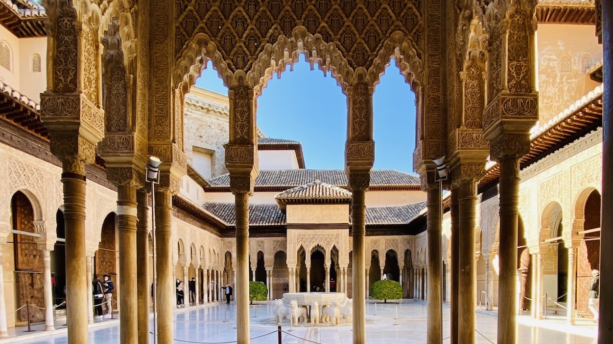 Alhambra de Granada. Фото с сайта elviajedesofi.com