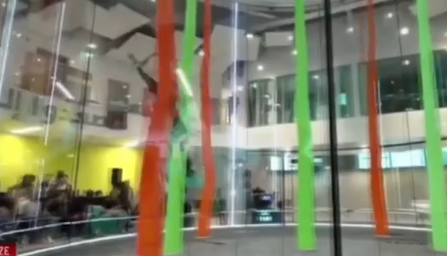     Красноярка завоевала две медали чемпионата мира по парашютному спорту в аэротрубе