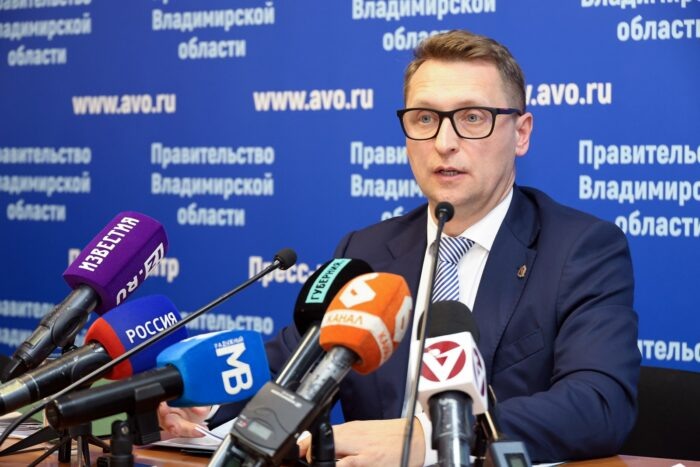 Вице-губернатор Владимир Куимов пытается уйти от ответственности