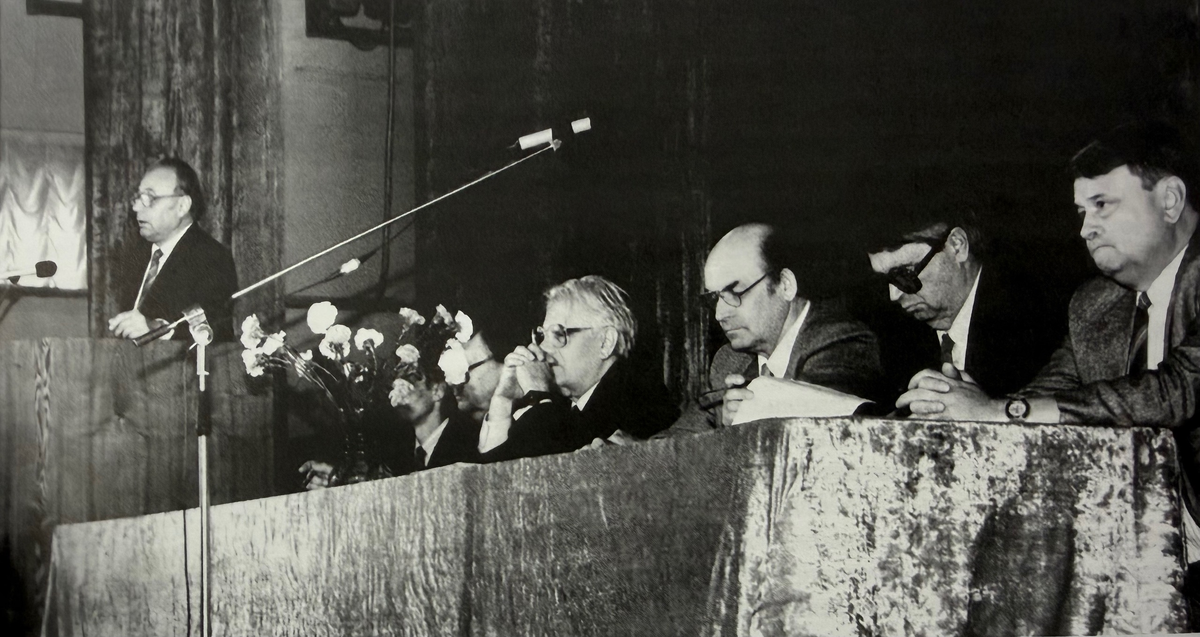 Выступление ректора А.П. Лукошкина на торжественном собрании в честь 50-летия института (1991 г.)