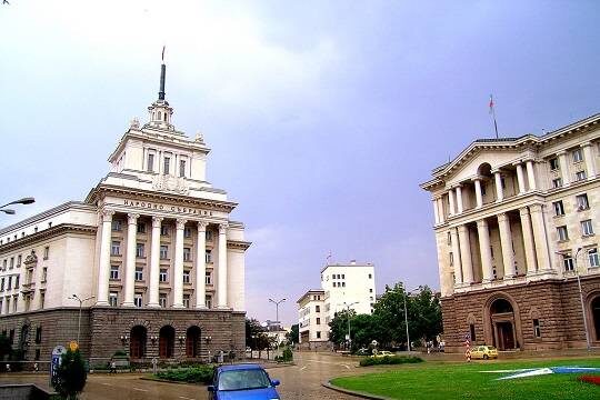    Президент Болгарии Румен Радев подал в отставку