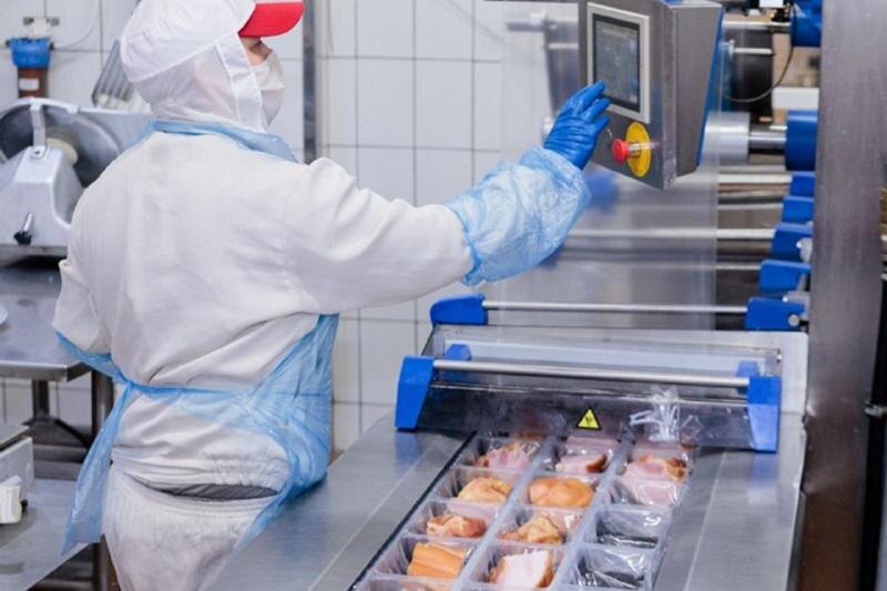    Предоставлено холдингом «Сибагро». Участок вакуумной упаковки