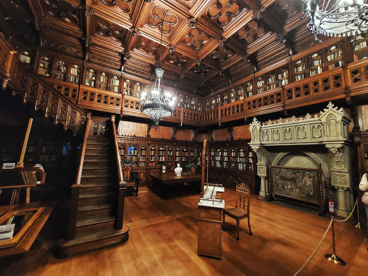 Библиотека в Зимнем дворце