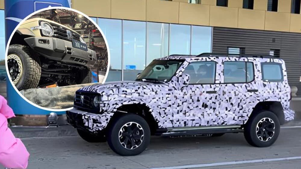   Tank 300 Hooke Edition