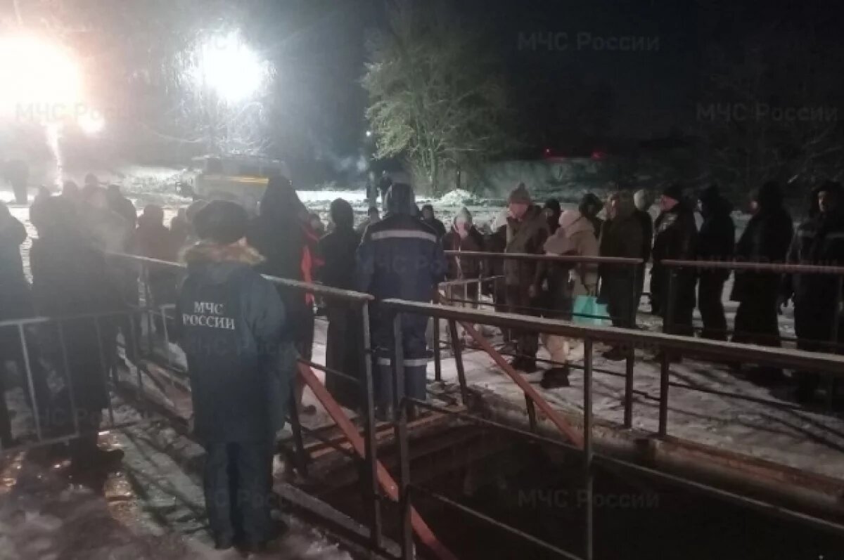    Более 5600 жителей Брянской области посетили крещенские купели