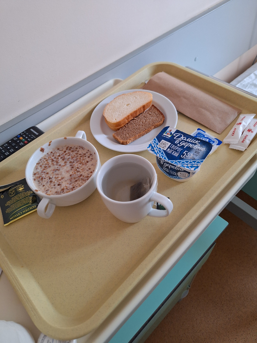 Пропустила завтрак, но мне нашли, чем перекусить. Отдельная благодарность за понимание