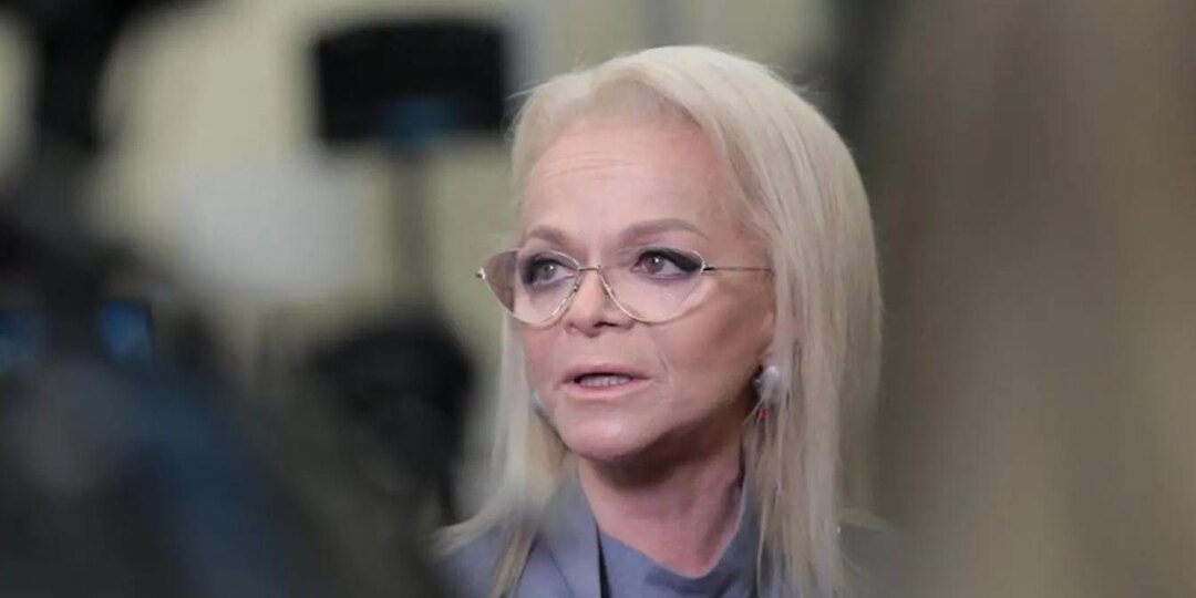 Осушение незаконного пруда на даче Долиной может стоить 50 млн рублей