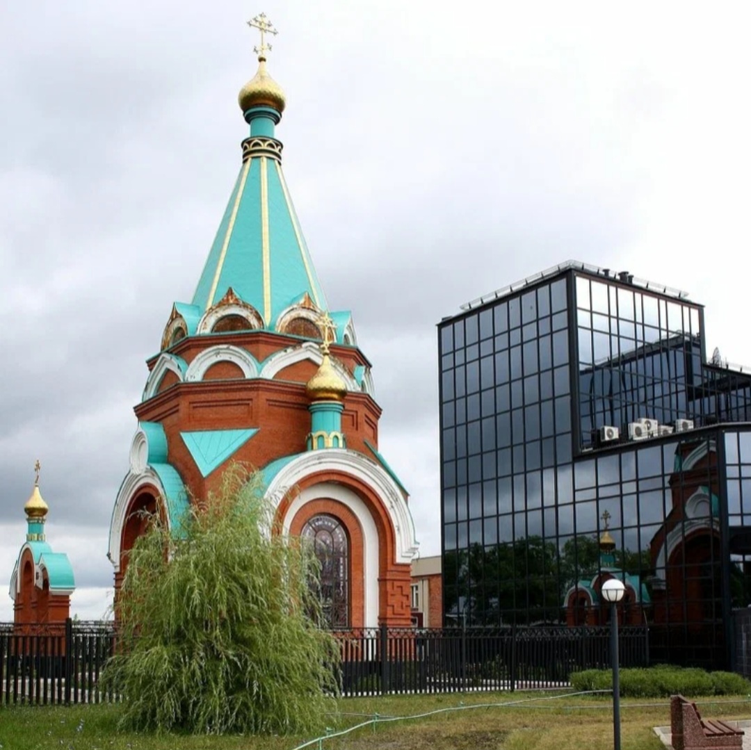 Вот так ездиете каждый день на своих машинах с работы на работу и не знаете даже что вообще в городе построили помимо магазинов, кафе, кино, клубов и так далее