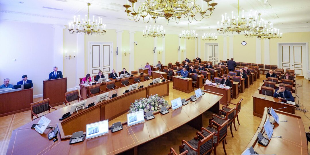 В Кировском районе Петербурга планируют до 2028 года отремонтировать 4 школы советских лет