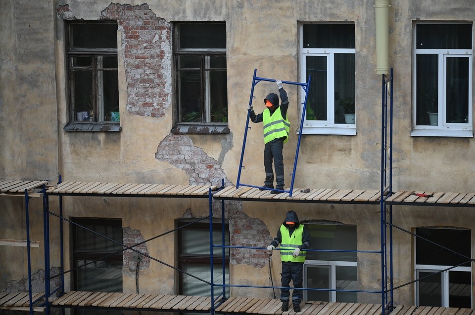    Капремонт Невского проспекта продолжится в 2026 году. А на Васильевском острове приведут в порядок Университетскую набережную и Средний проспект В.О. Алексей БУЛАТОВ