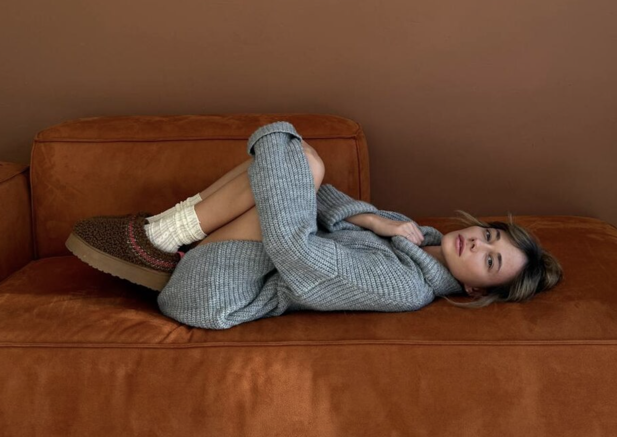 Я Лена, универсальный психолог. 
Веду блог, рассказываю правду, быстро возвращаю равновесие.
