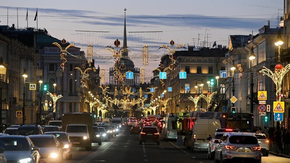    В Смольном обозначили план по ремонту дорог на Невском проспекте Автор фото: Ермохин Сергей