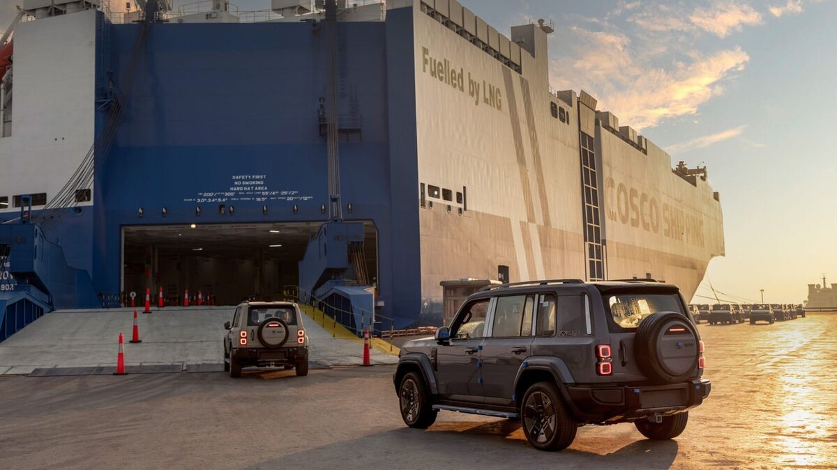    iCaur V27 REEV в порту Шанхая. Фото iCaur