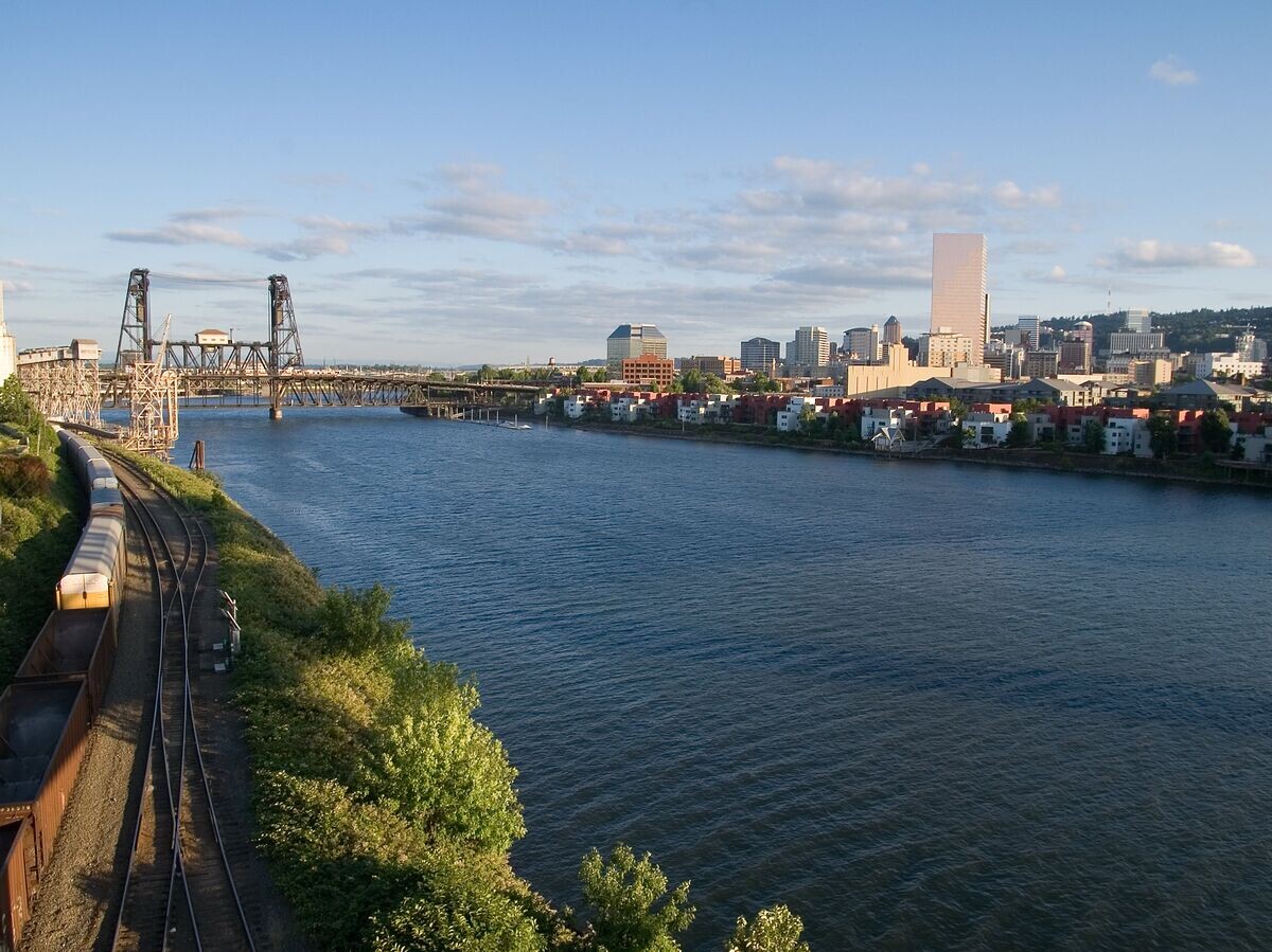    Город Портленд (США) | © flickr.com/StuSeeger