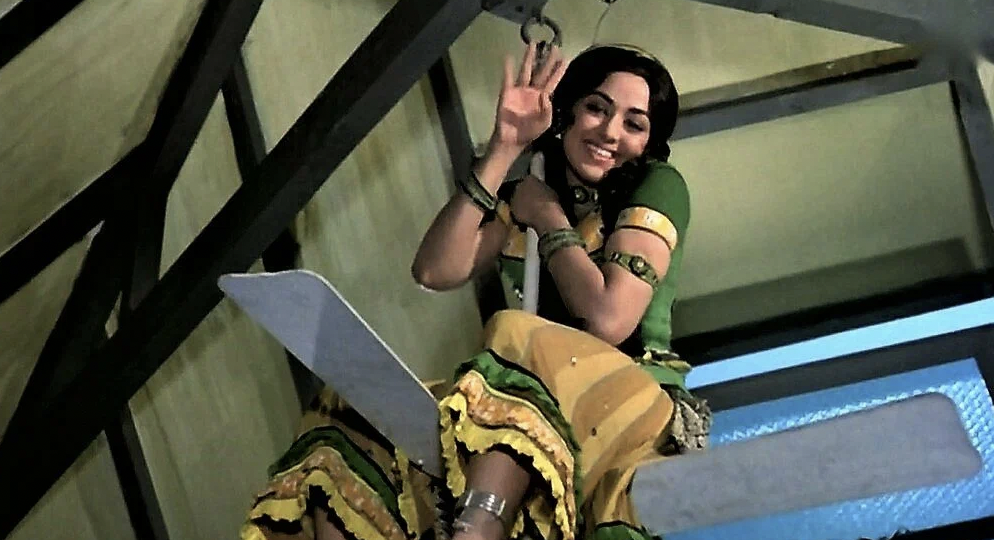 Смотреть «Зиту и Гиту»? Индийская жара на Wink