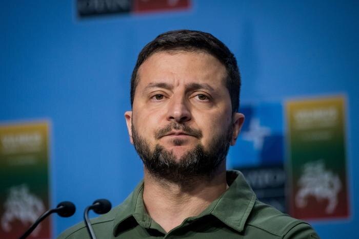 Обложка © Shutterstock / FOTODOM / Gints Ivuskans