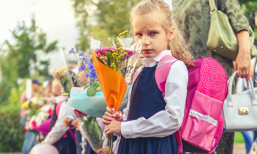 «Инструмент подчинения и унижения»: в российских школах ввели обязательную оценку за поведение