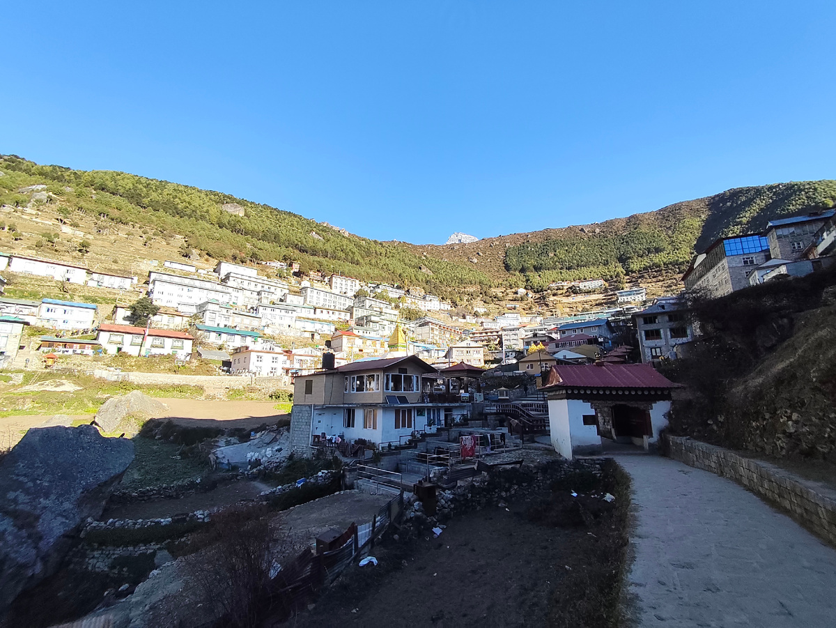 Прощальный взгляд на Намче-Базар