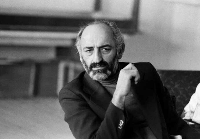    Еще одна грань таланта Сос Саркисяна — умение организовать коллектив творческих единомышленников. Фото: kinopoisk.ru