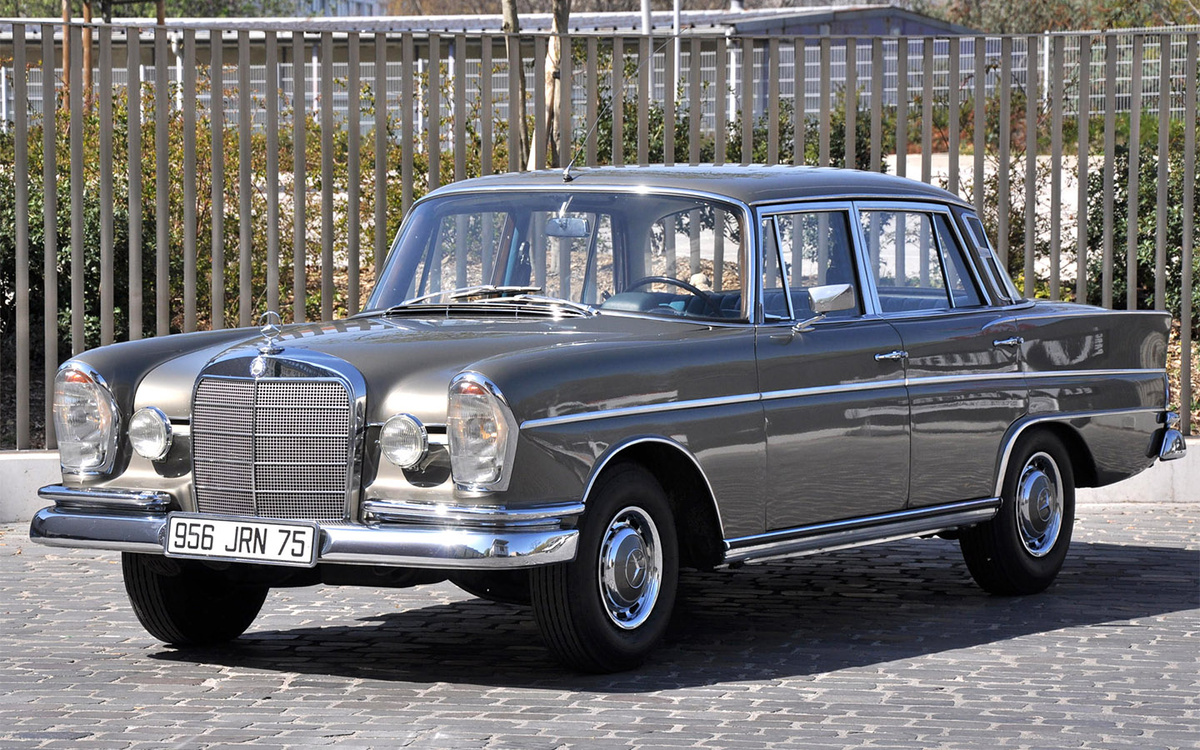 AutoWP📷Mercedes-Benz 300 SE