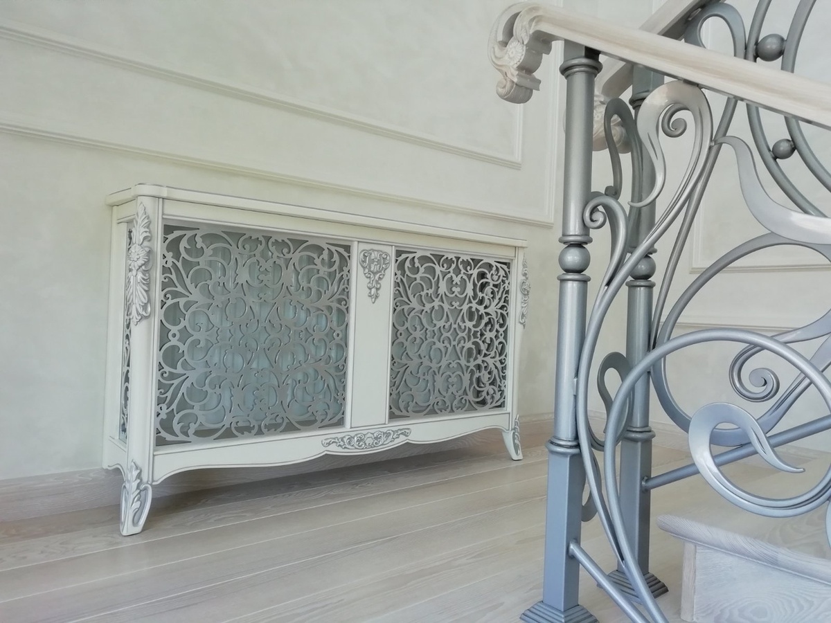 экран для батареи от Arte Vivo в виде консольного столика