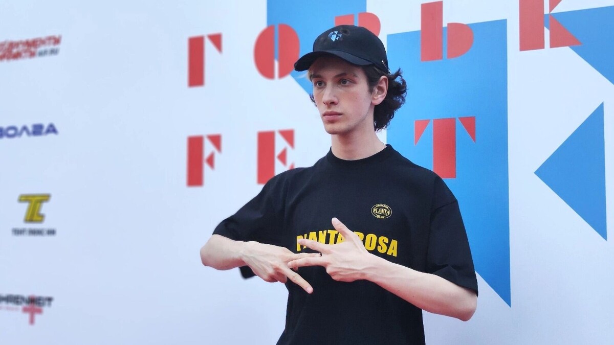    Как трансформируется актер Марк Эйдельштейн в своих киноролях   newsnn.ru