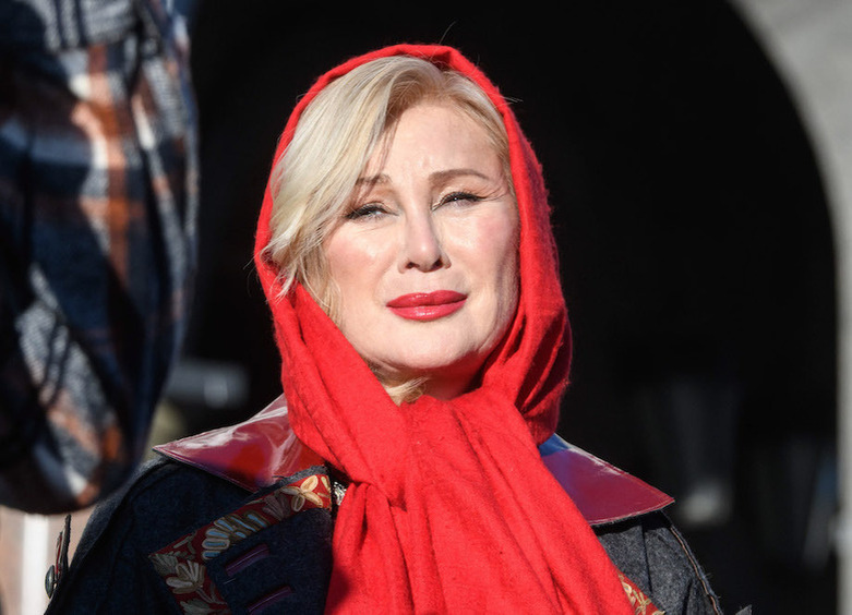     Вика Цыганова