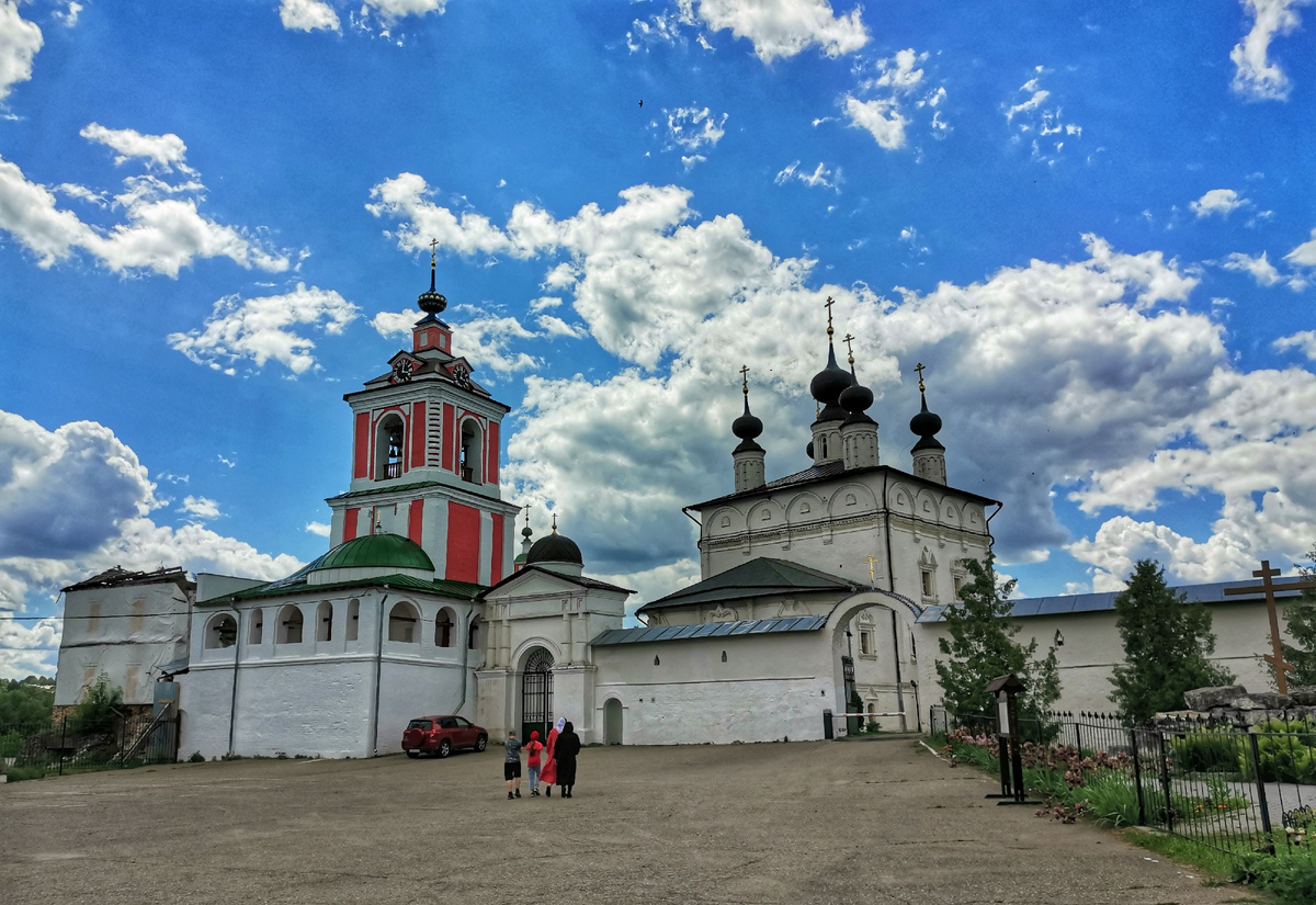Ступино. Троицкий Белопесоцкий монастырь
