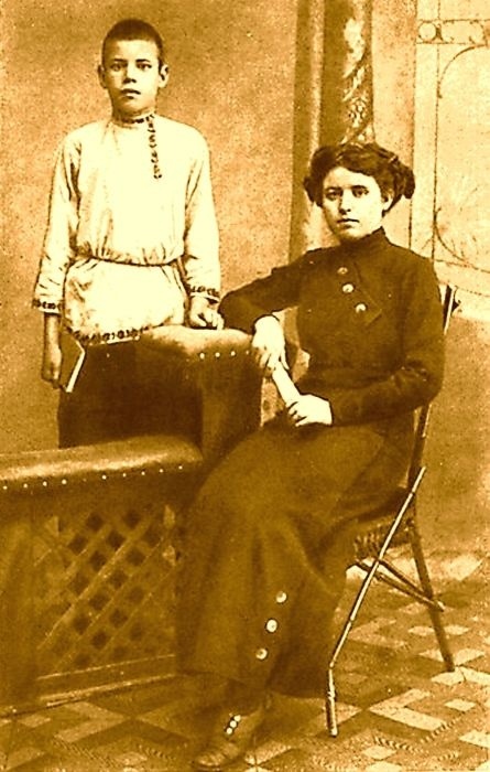 Миша Исаковский и Екатерина Сергеевна