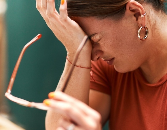 Магнитные бури снова усилились: врач напомнила, какие продукты помогут пережить скачки давления