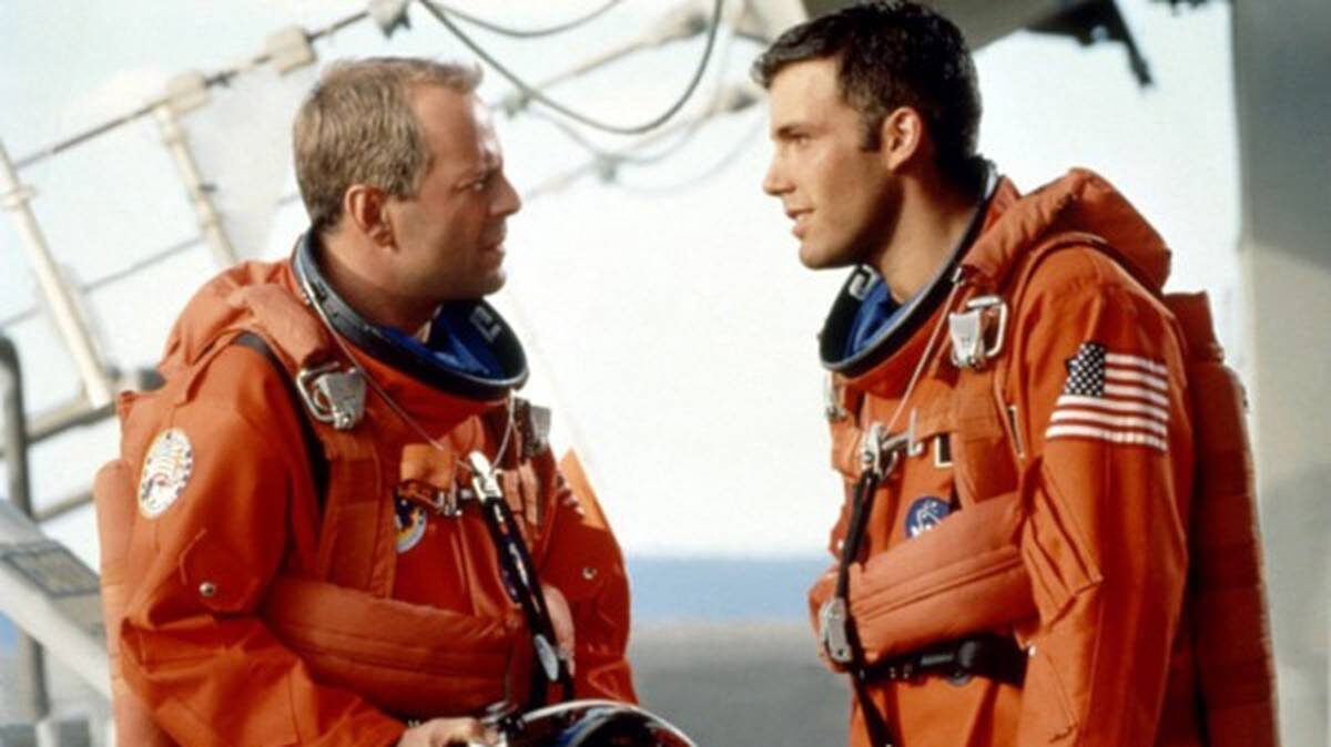    кадр из фильма «Армагеддон», 1998 год