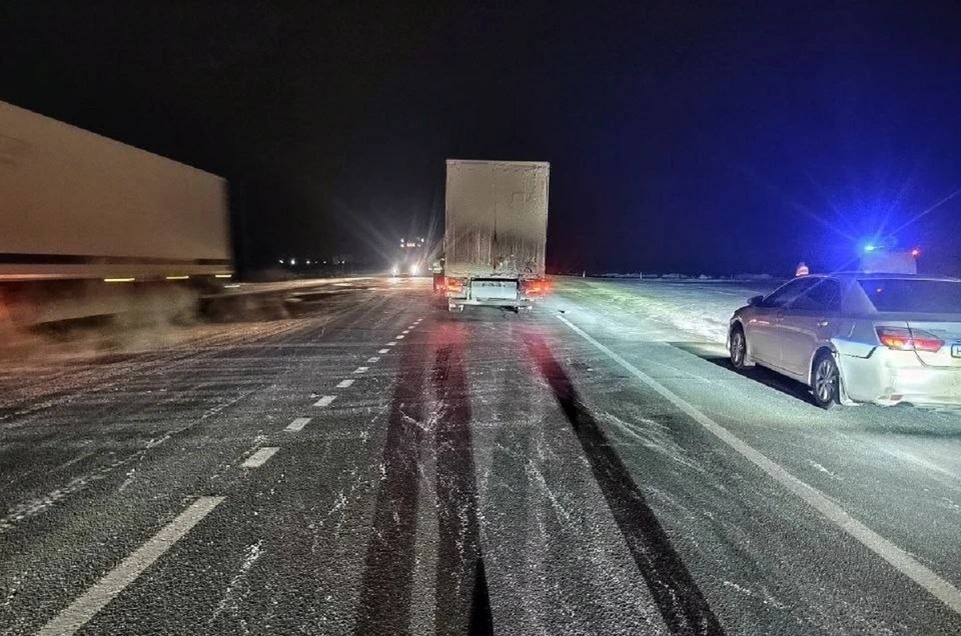    ДТП произошло около 19:50. Фото: Госавтоинспекция Новосибирской области