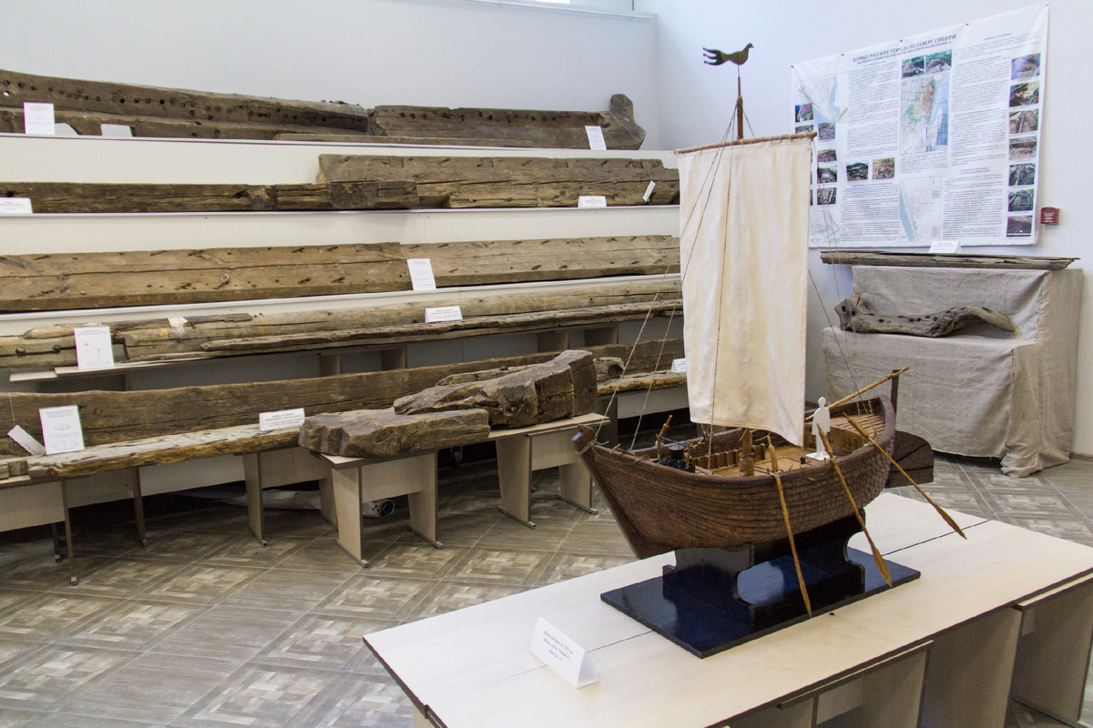 Историко-художественный музейный комплекс, г. Нефтеюганск.