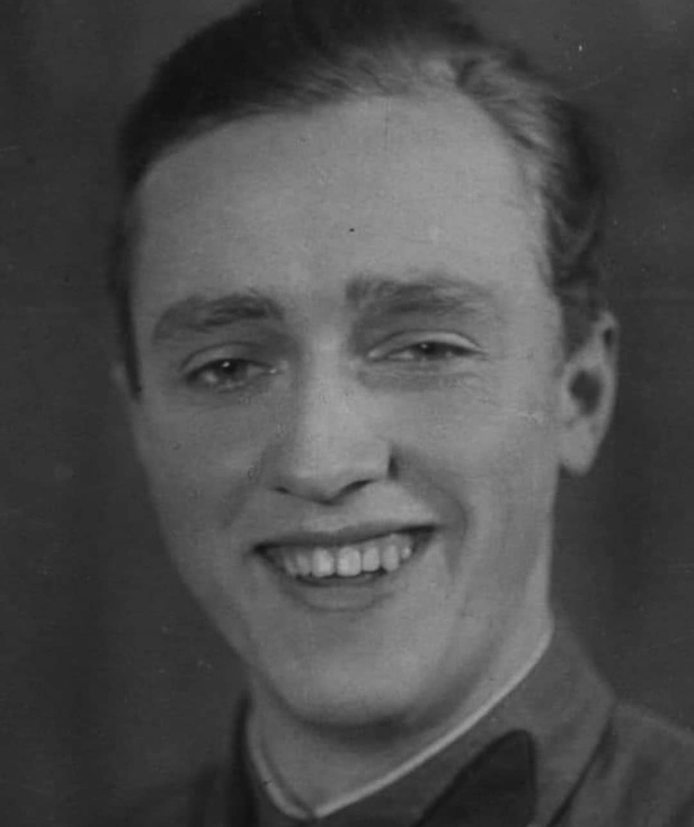 Владислав Стржельчик, начало 40-х годов