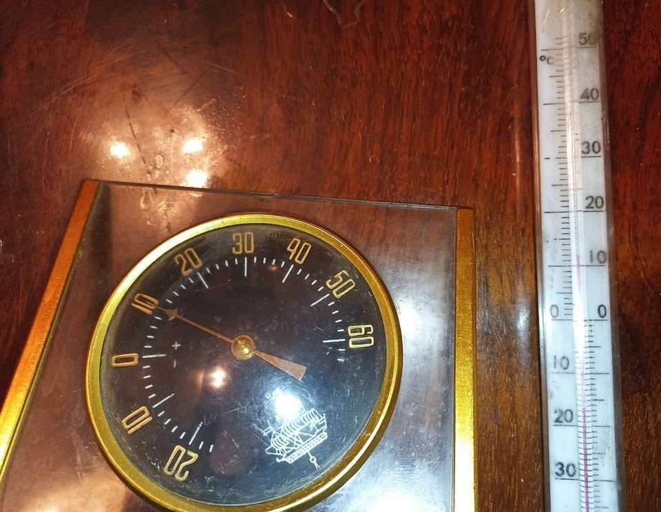    От холода болеют дети и умирают питомцы. Фото: предоставлено жителями