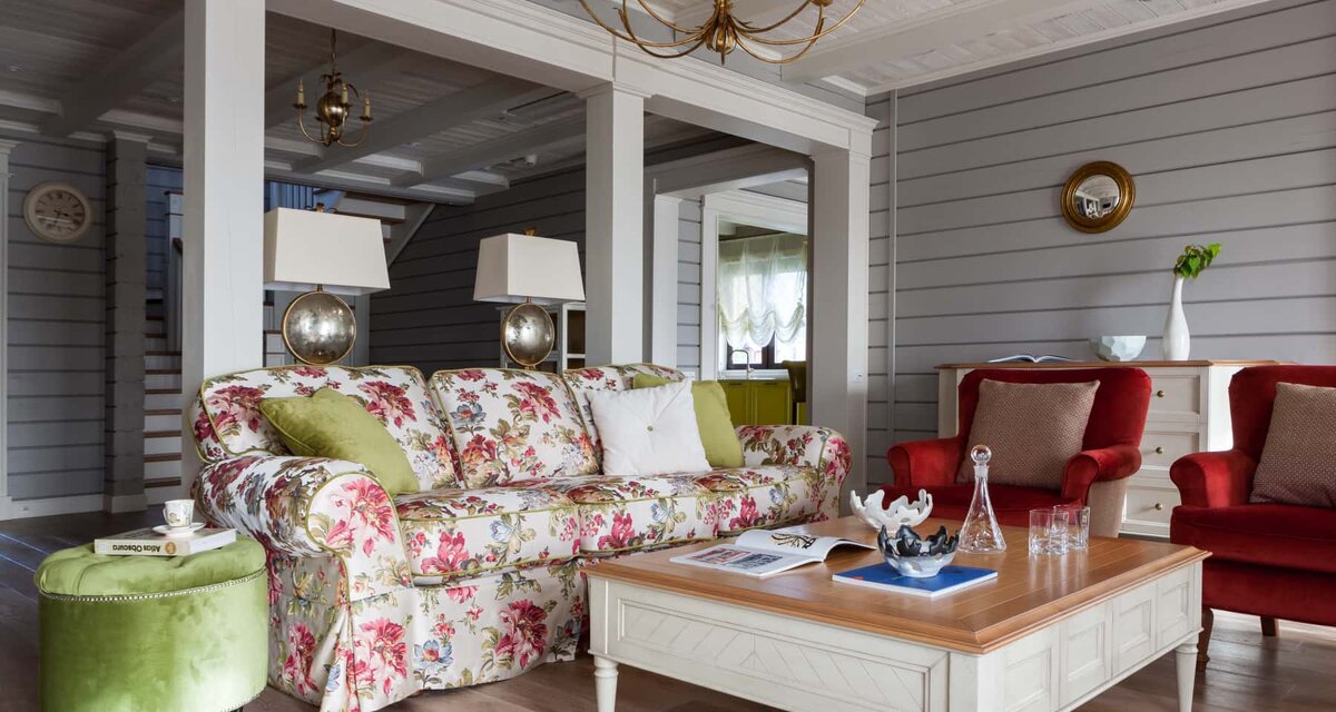 Яркий интерьер частного дома 300 м² в стиле прованс