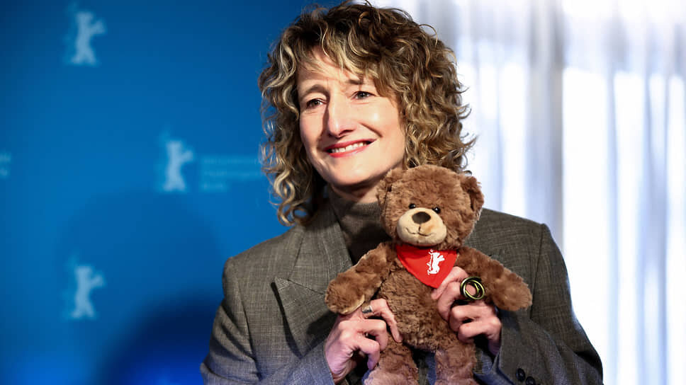 Директор Берлинале Триша Таттл уверена, что на фестивале-2026 очень во многое можно влюбиться.📷Фото: Liesa Johannssen / Reuters