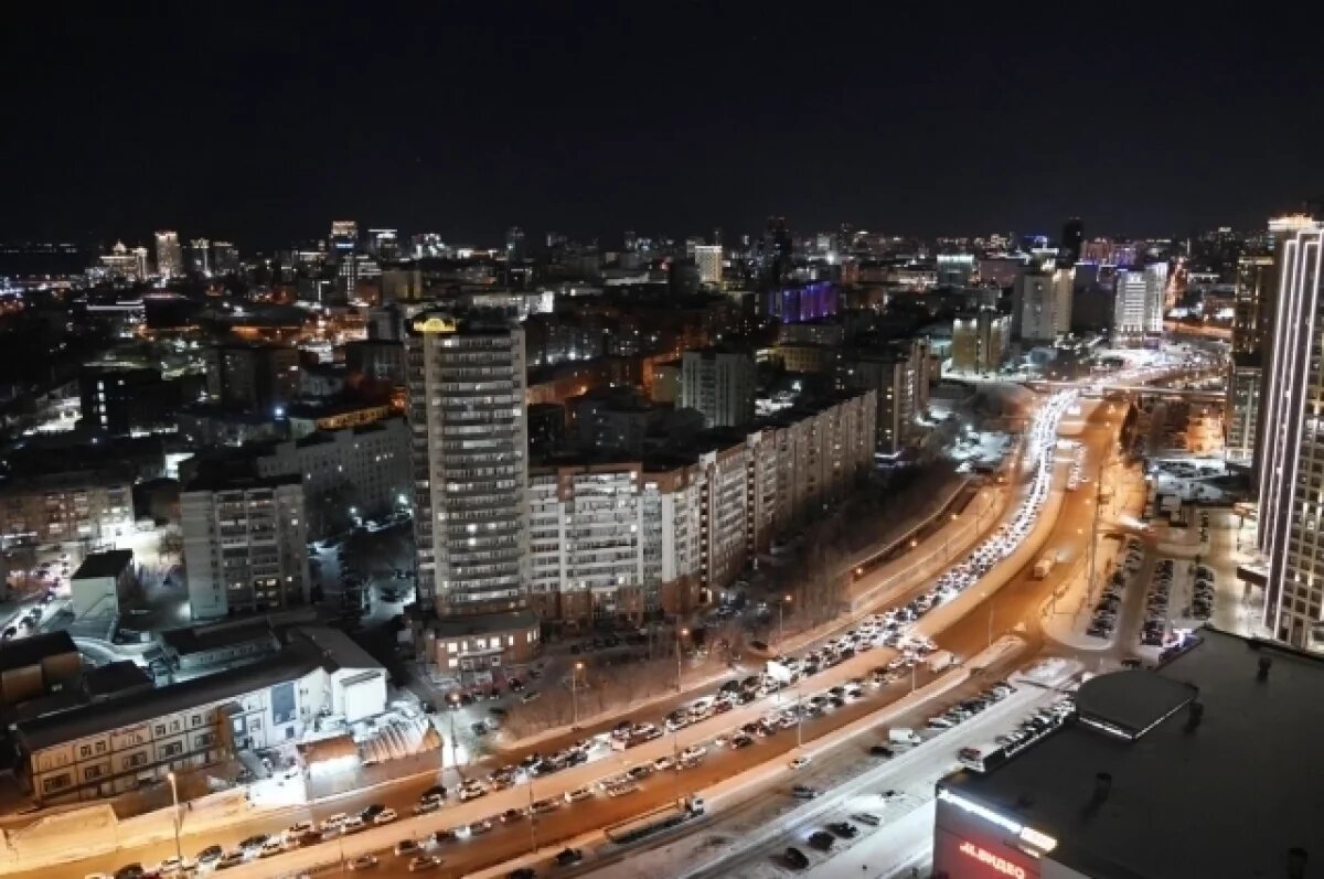    В Минтрансе высказались о «незаконном» проезде по 4 мосту Новосибирска