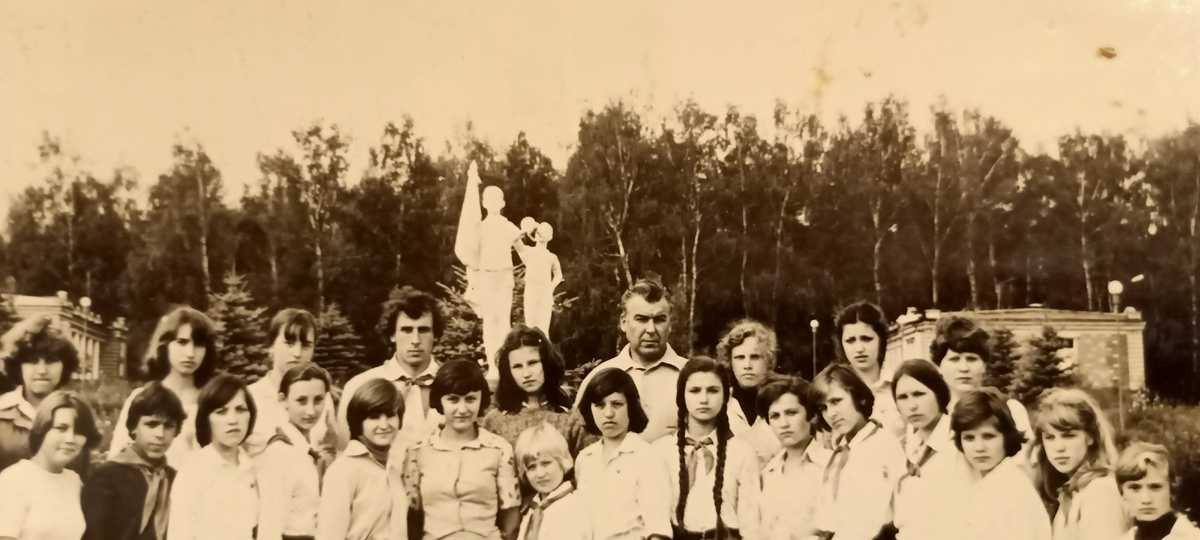 Вот она, скульптура пионеров