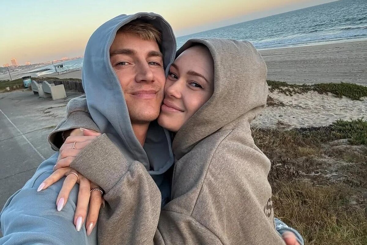    Алексей Воробьев с женой Аидой Гарифуллиной Социальные сети