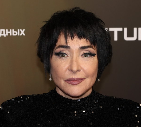 Лолита Милявская поздравит с женским днем в Tau