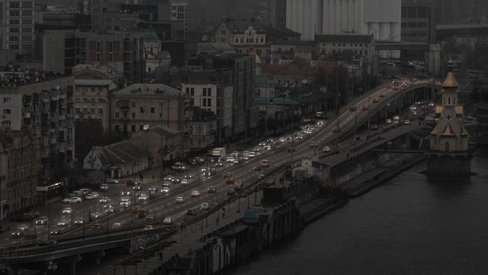 Обложка © Shutterstock / FOTODOM / Drop of Light