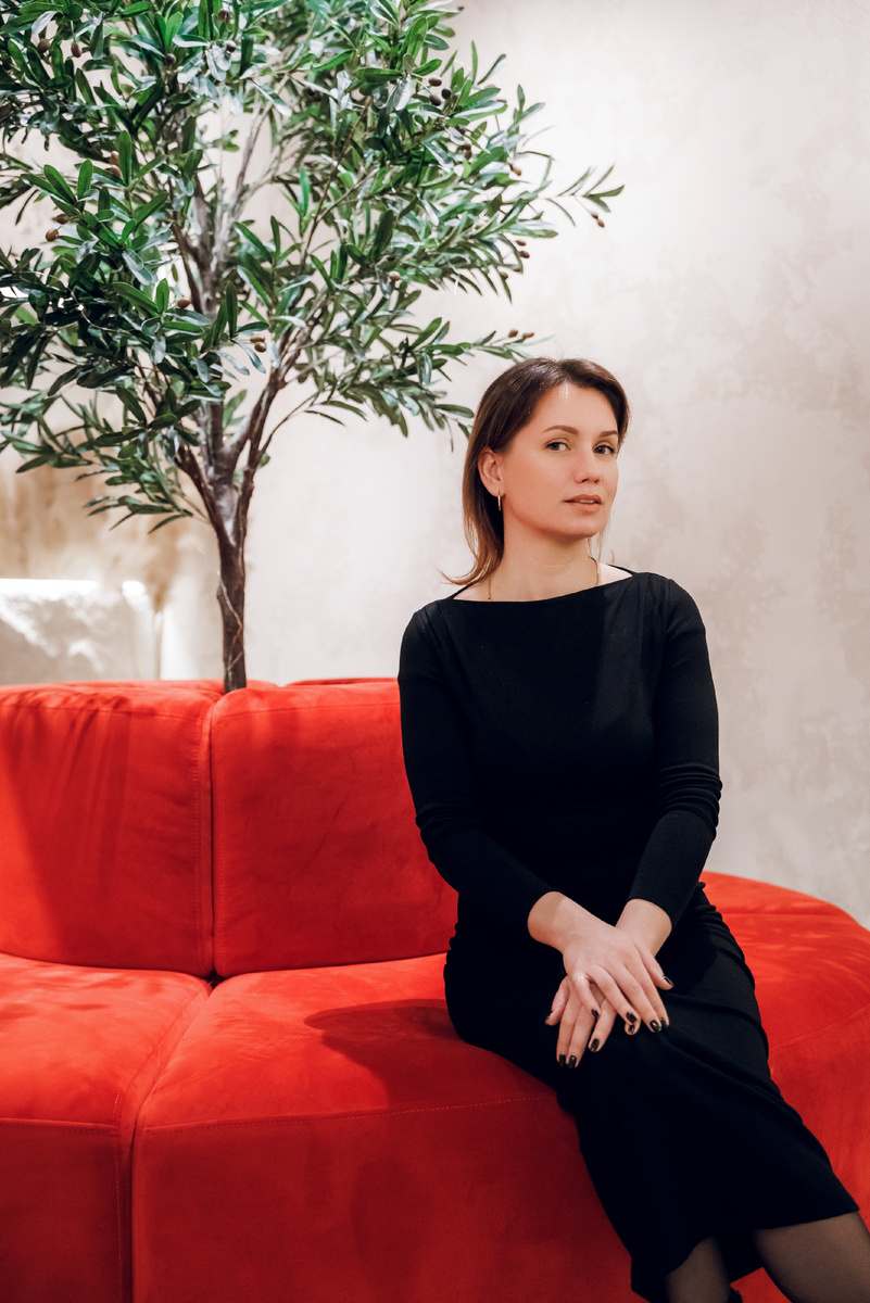 Нина Романюк - ведущий дизайнер РФ